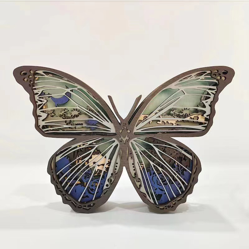 Ornamente fluture din lemn 3D